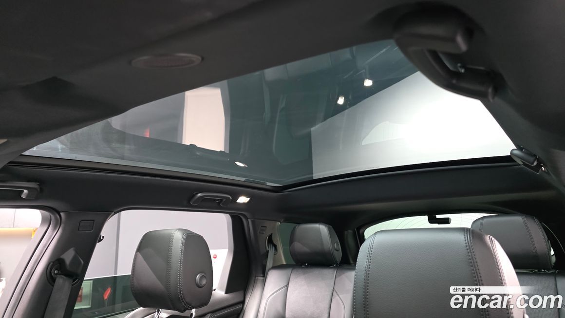 Land Rover Discovery Sport 2025