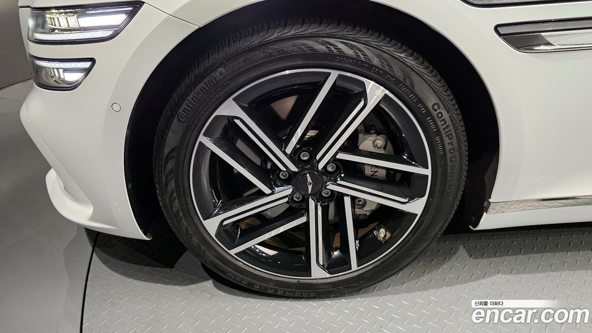 Genesis G80 2025