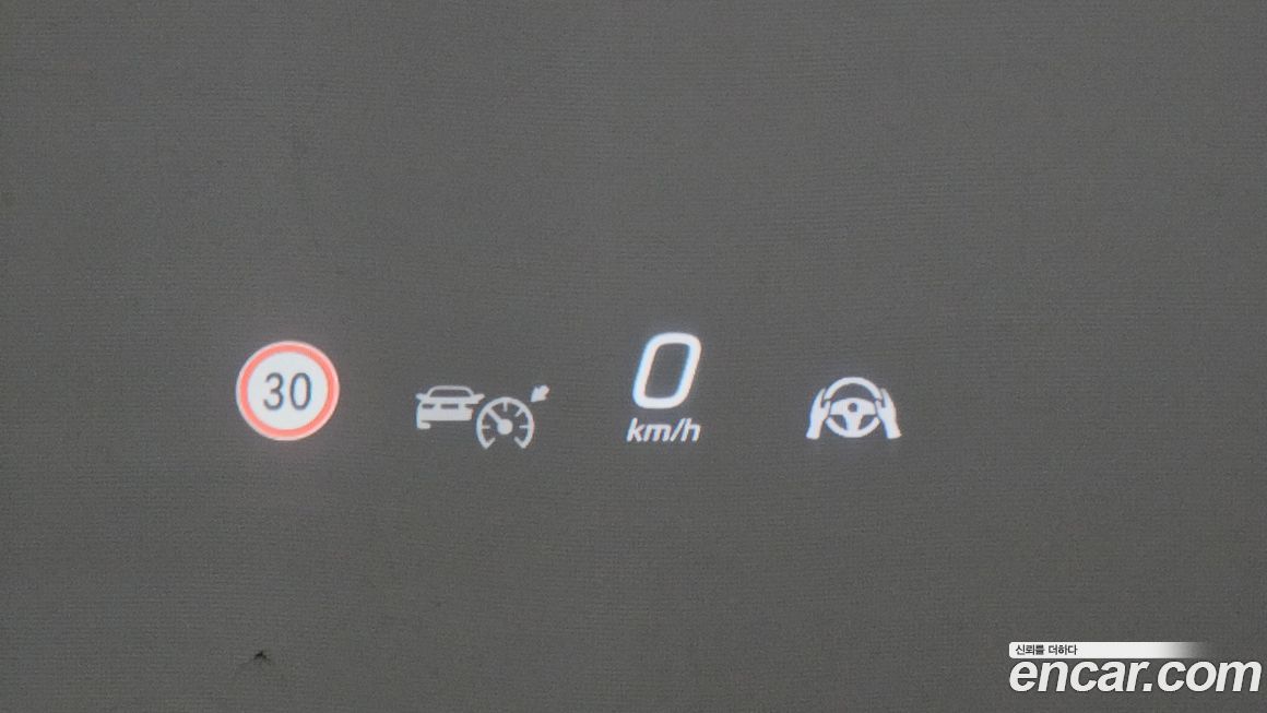 Mercedes-Benz GLC-Class 2025