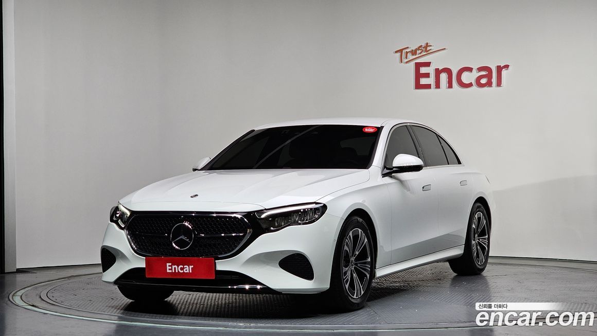 Mercedes-Benz E-Class 2025