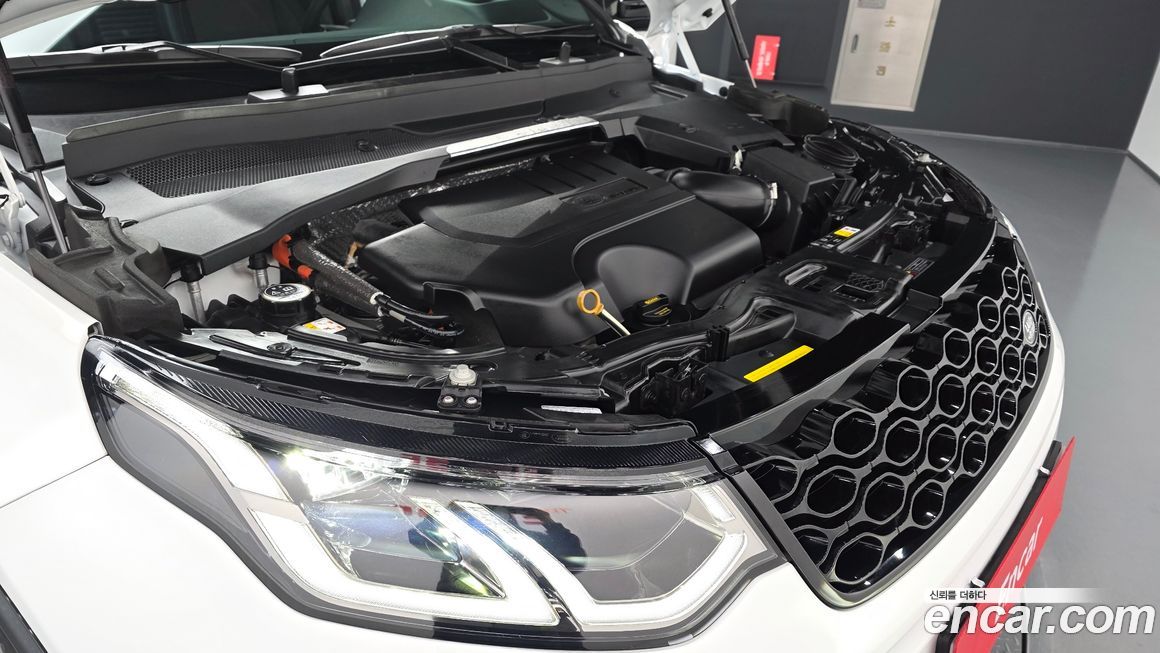 Land Rover Discovery Sport 2025