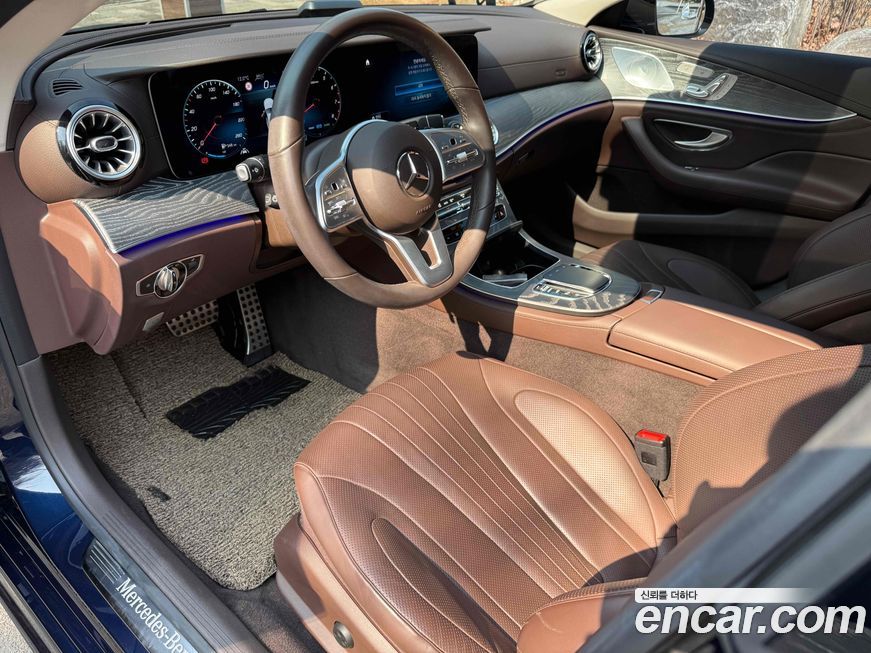 Mercedes-Benz CLS-Class 2021