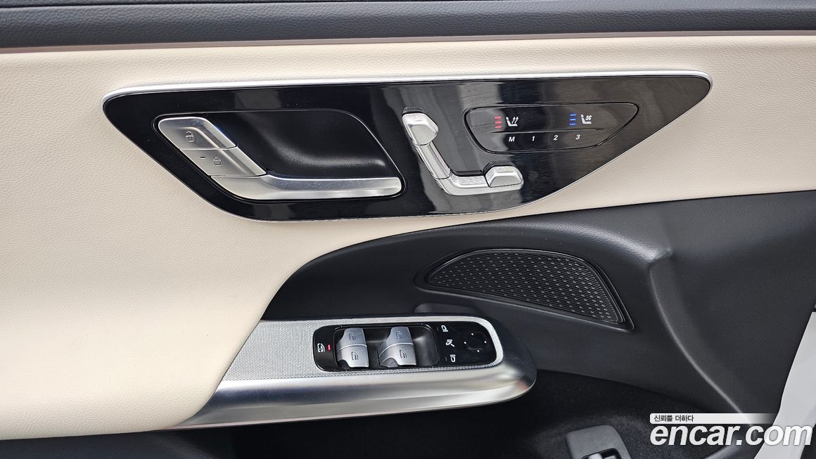 Mercedes-Benz E-Class 2025