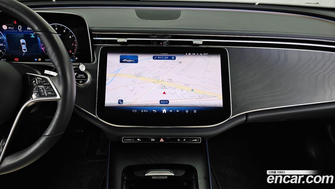 Mercedes-Benz E-Class 2025