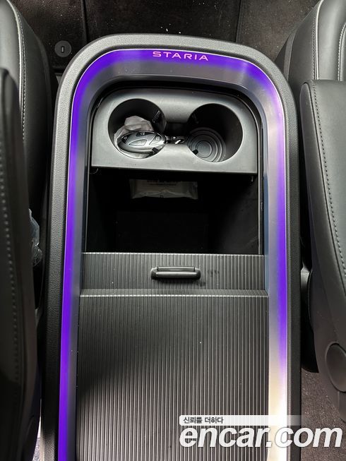 Hyundai Staria 2025