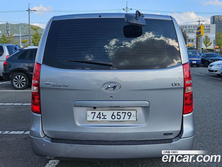 Hyundai Starex 2013