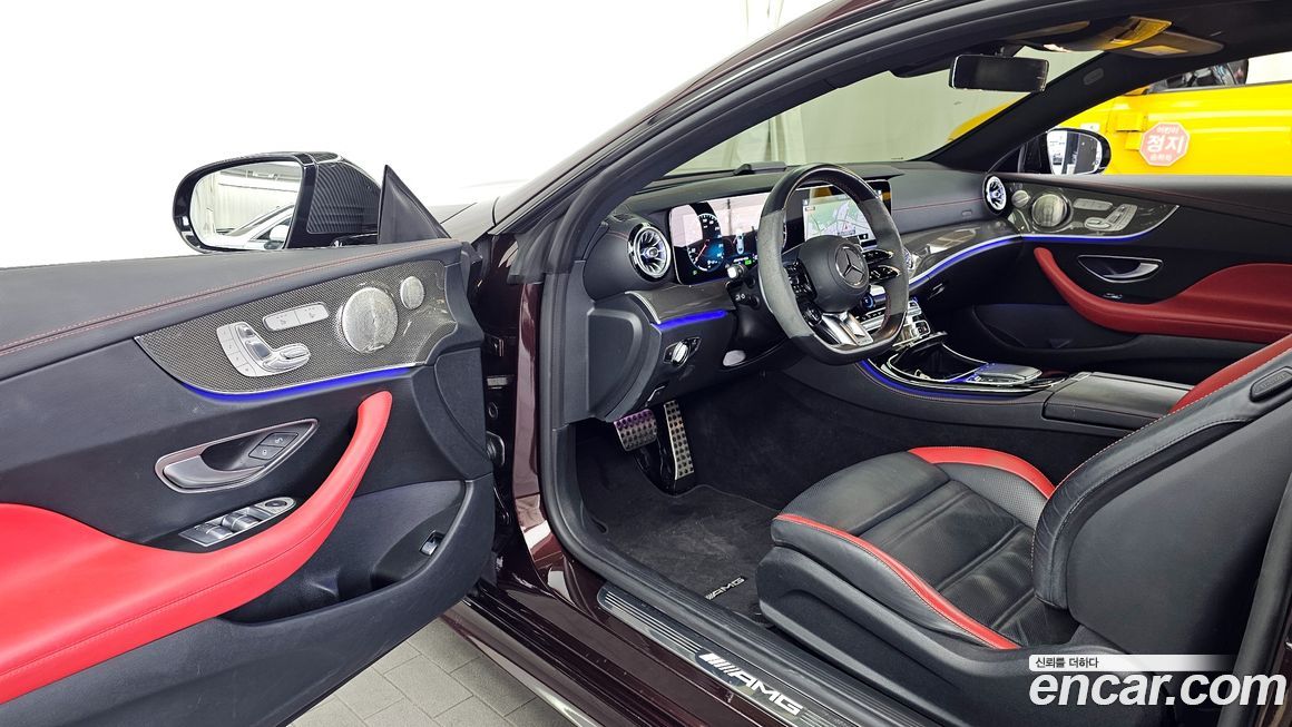 Mercedes-Benz E-Class 2022