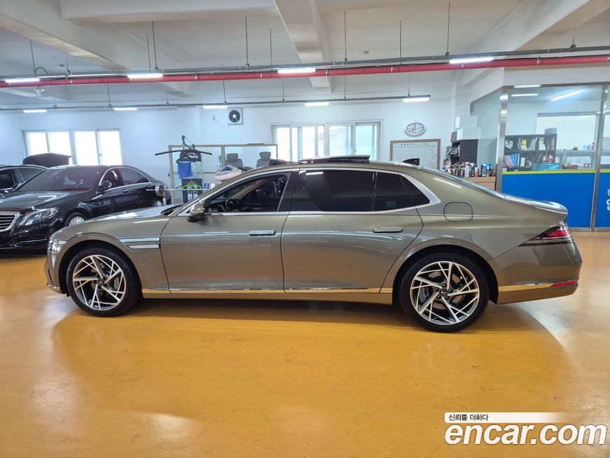 Genesis G90 2023