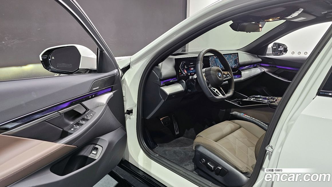 BMW 5-Series 2025