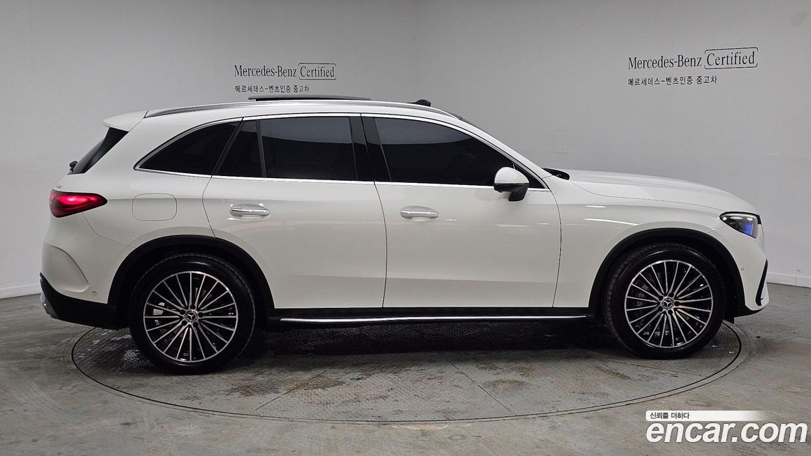 Mercedes-Benz GLC-Class 2024