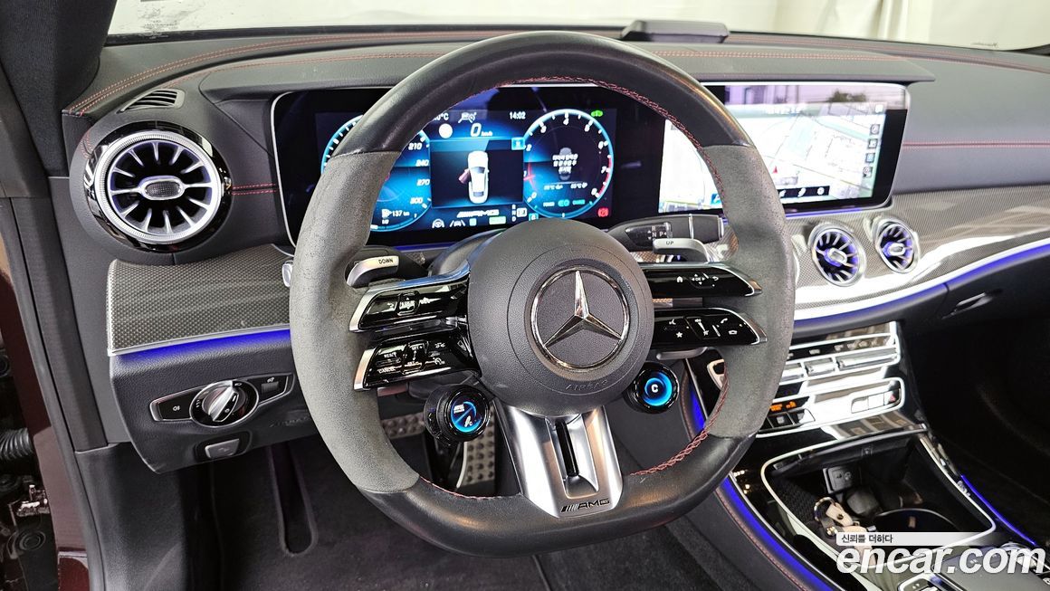 Mercedes-Benz E-Class 2022
