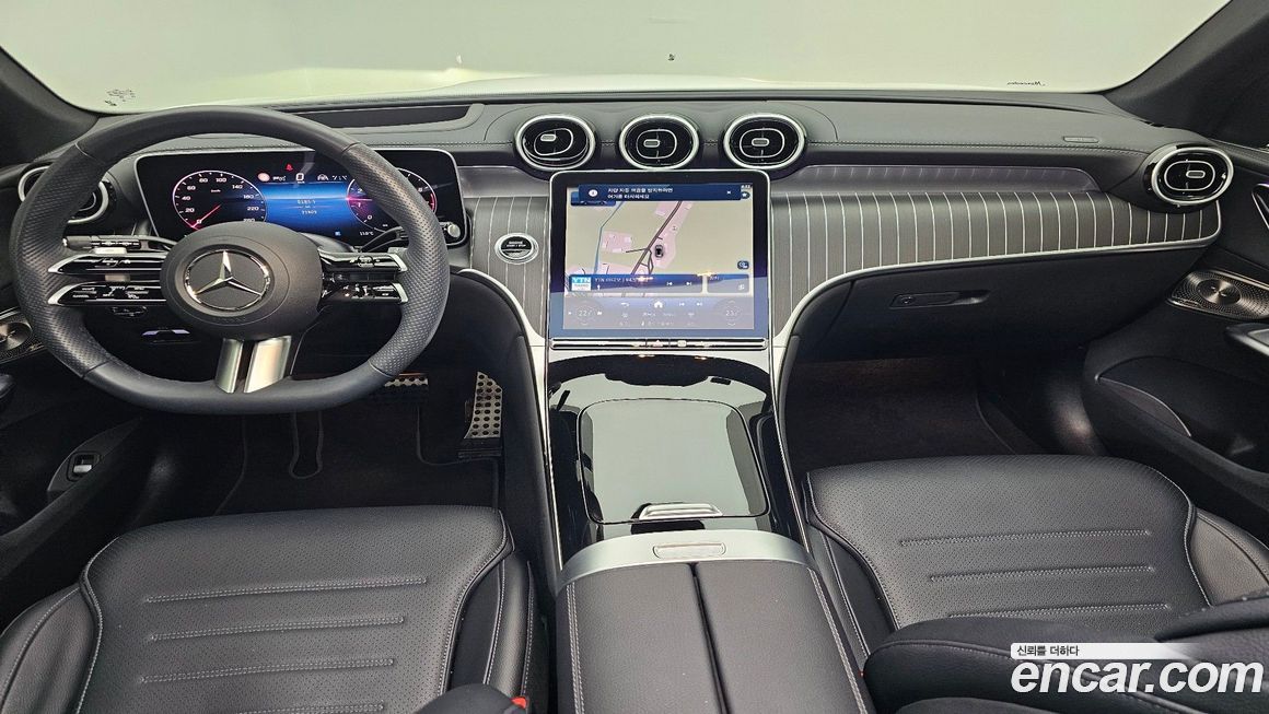 Mercedes-Benz GLC-Class 2024