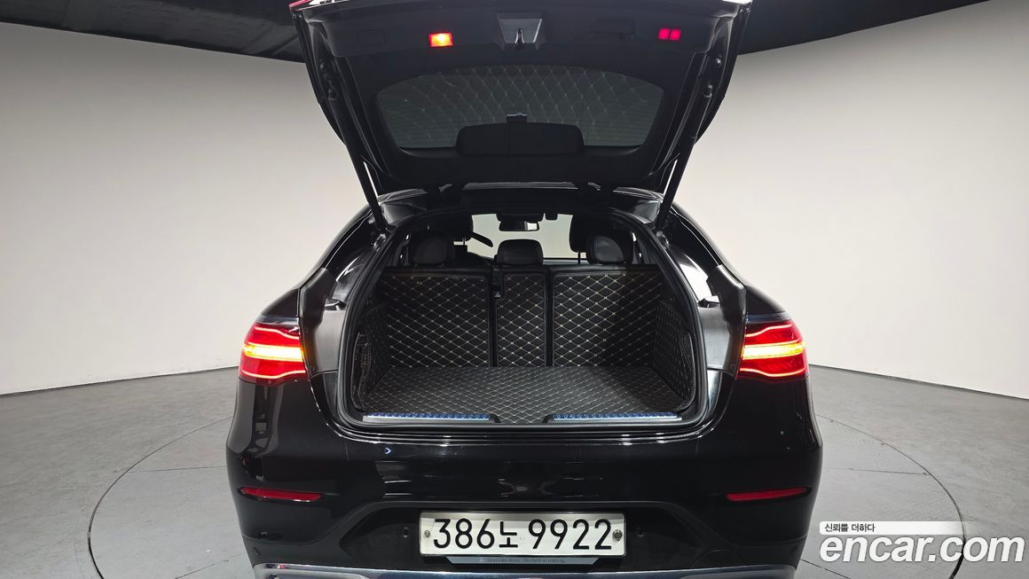 Mercedes-Benz GLC-Class 2019