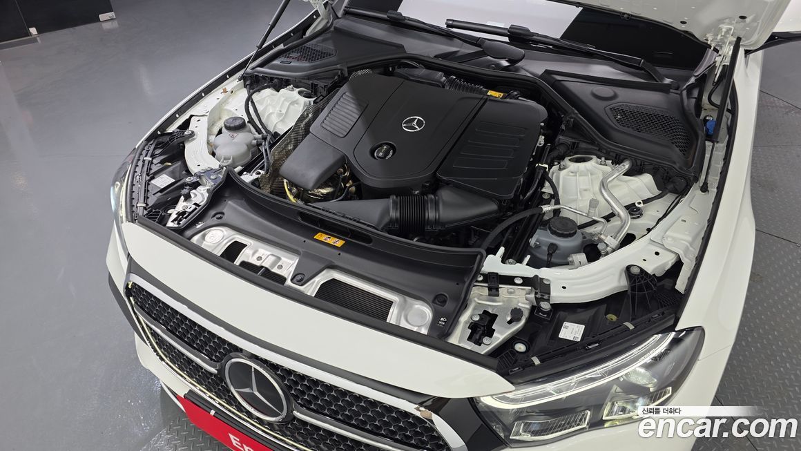 Mercedes-Benz E-Class 2025