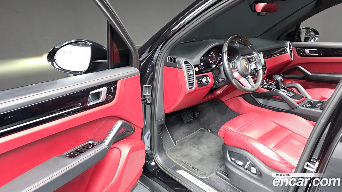 Porsche Cayenne 2020