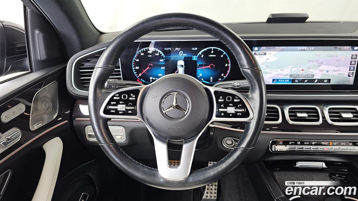 Mercedes-Benz GLE-Class 2023