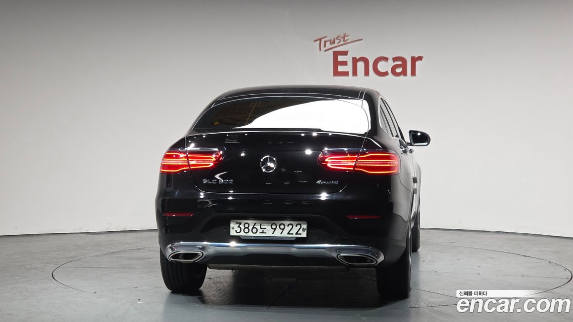 Mercedes-Benz GLC-Class 2019