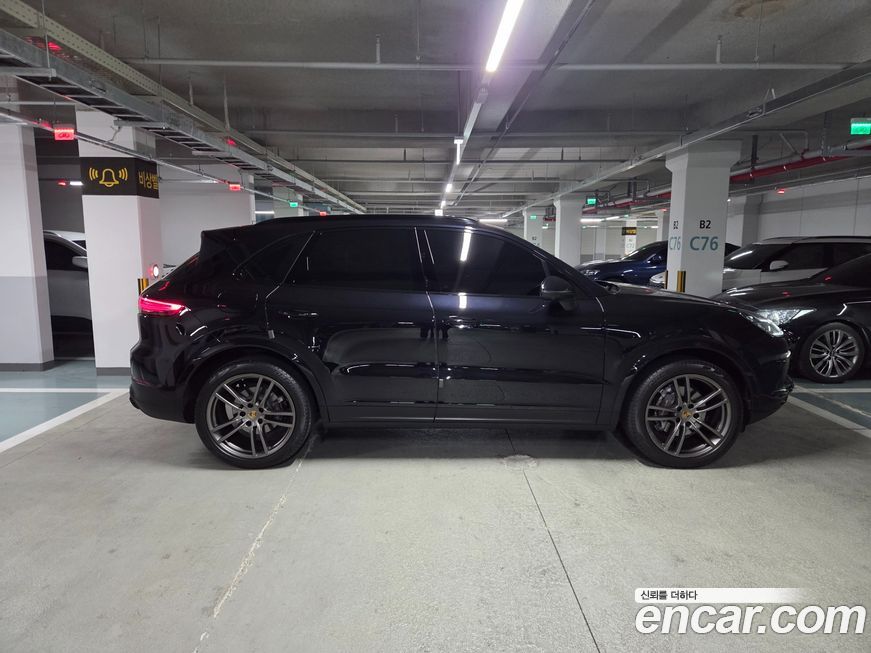 Porsche Cayenne 2019