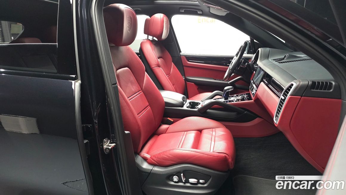 Porsche Cayenne 2020