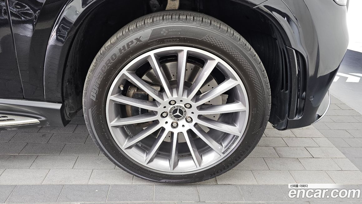 Mercedes-Benz GLE-Class 2023