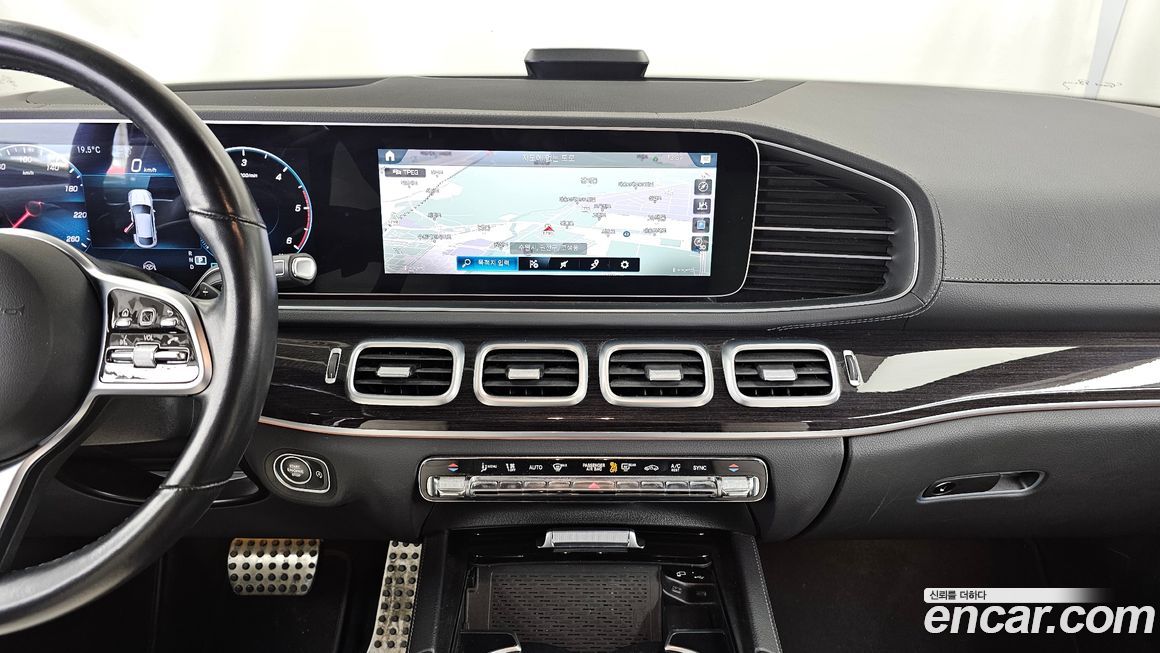 Mercedes-Benz GLE-Class 2023