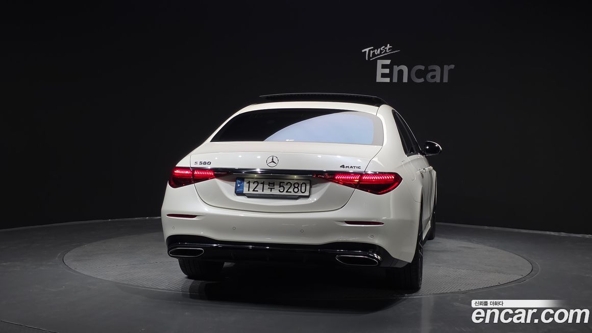 Mercedes-Benz S-Class 2022