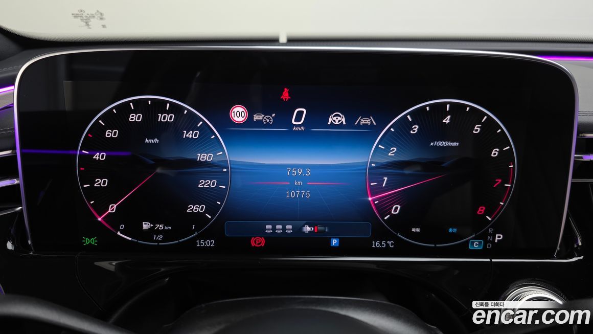 Mercedes-Benz E-Class 2025