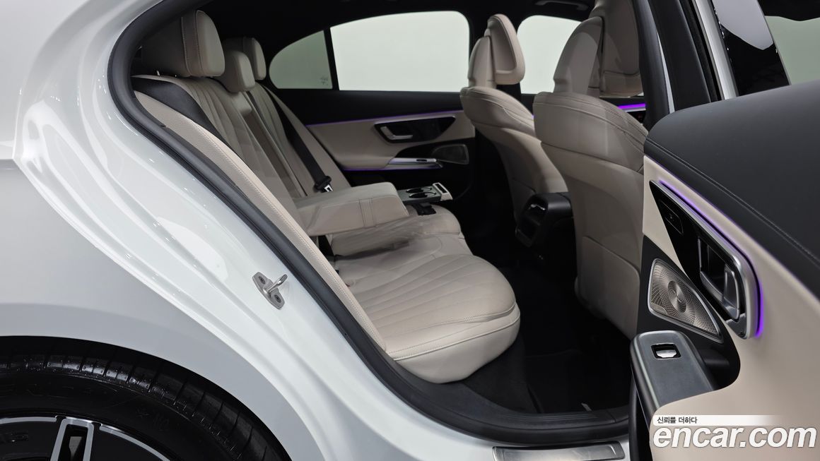 Mercedes-Benz E-Class 2025