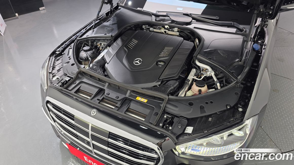 Mercedes-Benz S-Class 2022