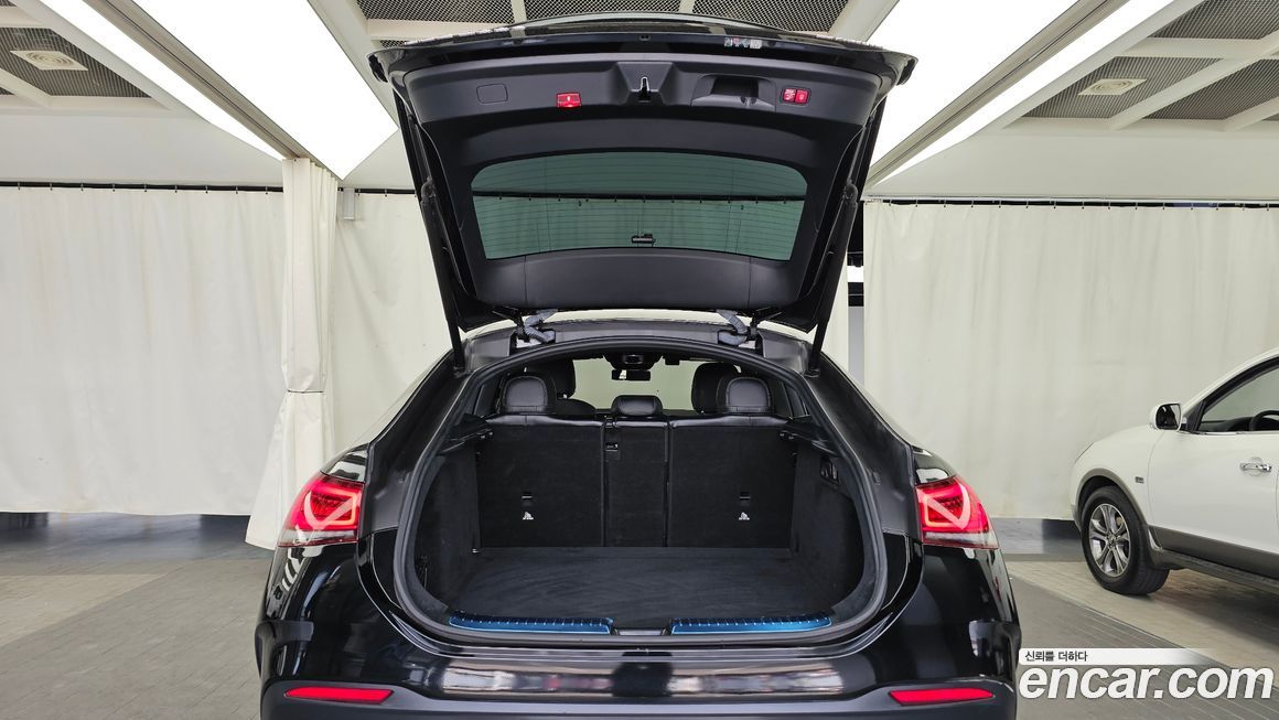 Mercedes-Benz GLE-Class 2023