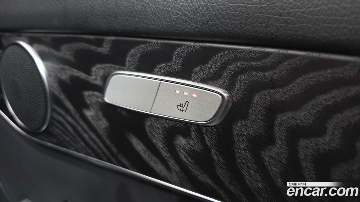 Mercedes-Benz GLC-Class 2019