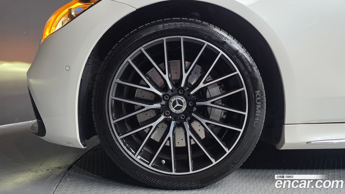 Mercedes-Benz S-Class 2022