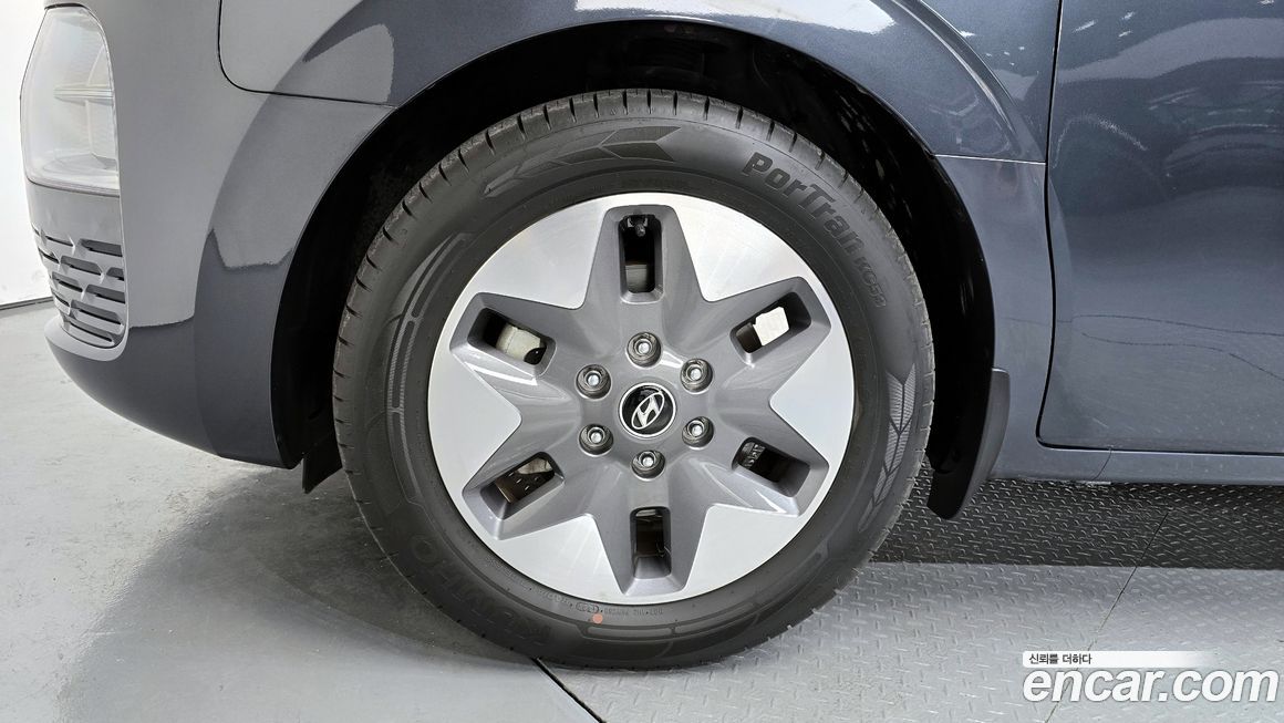 Hyundai Staria 2022