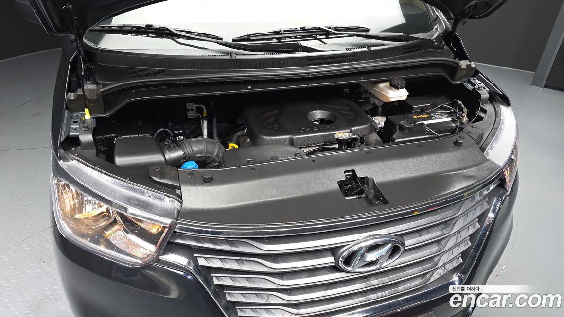 Hyundai Starex 2021