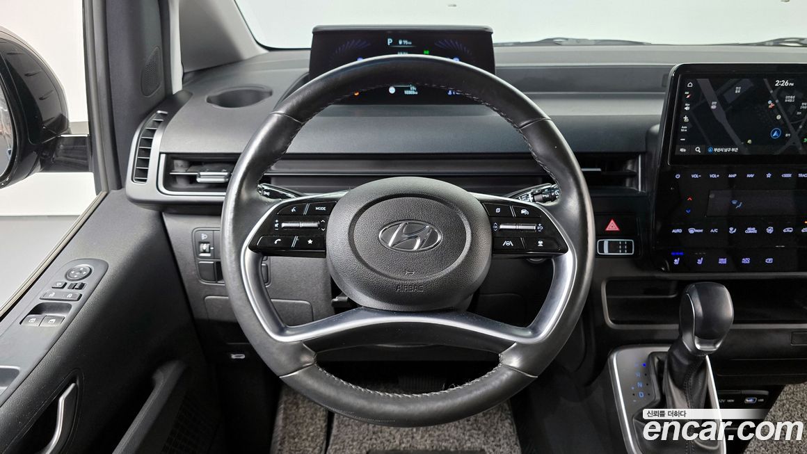 Hyundai Staria 2022