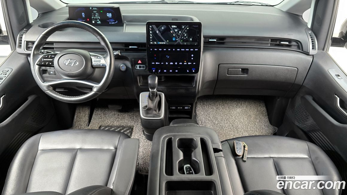 Hyundai Staria 2022