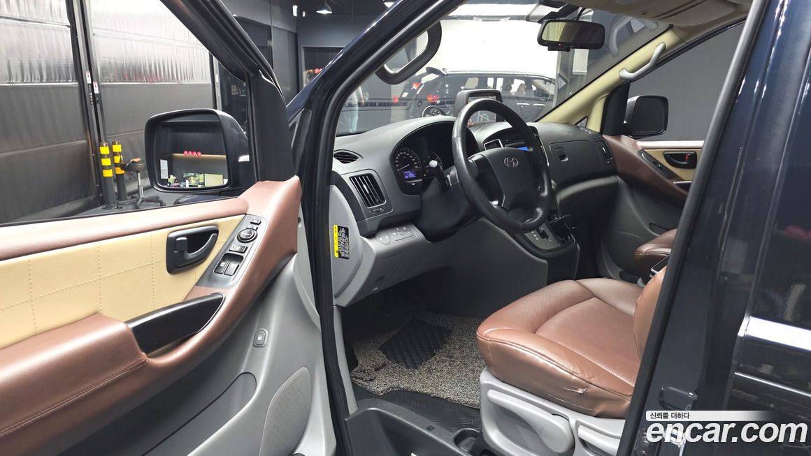 Hyundai Starex 2021