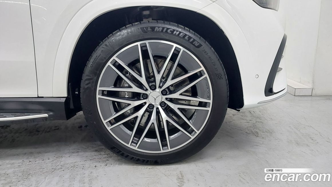 Mercedes-Benz GLE-Class 2025
