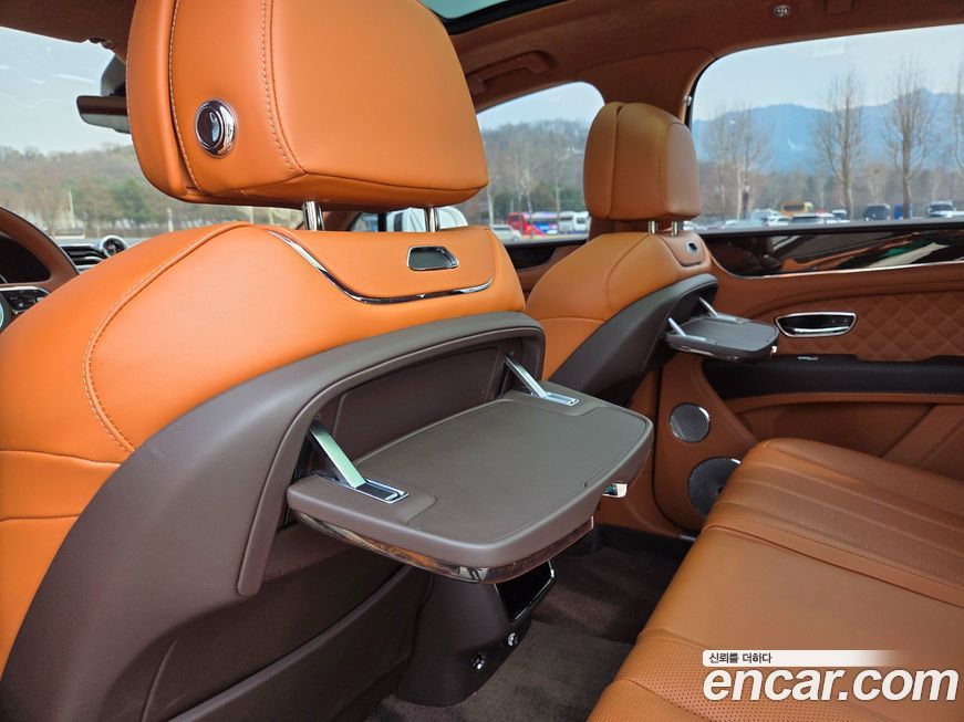 Bentley Bentayga 2023