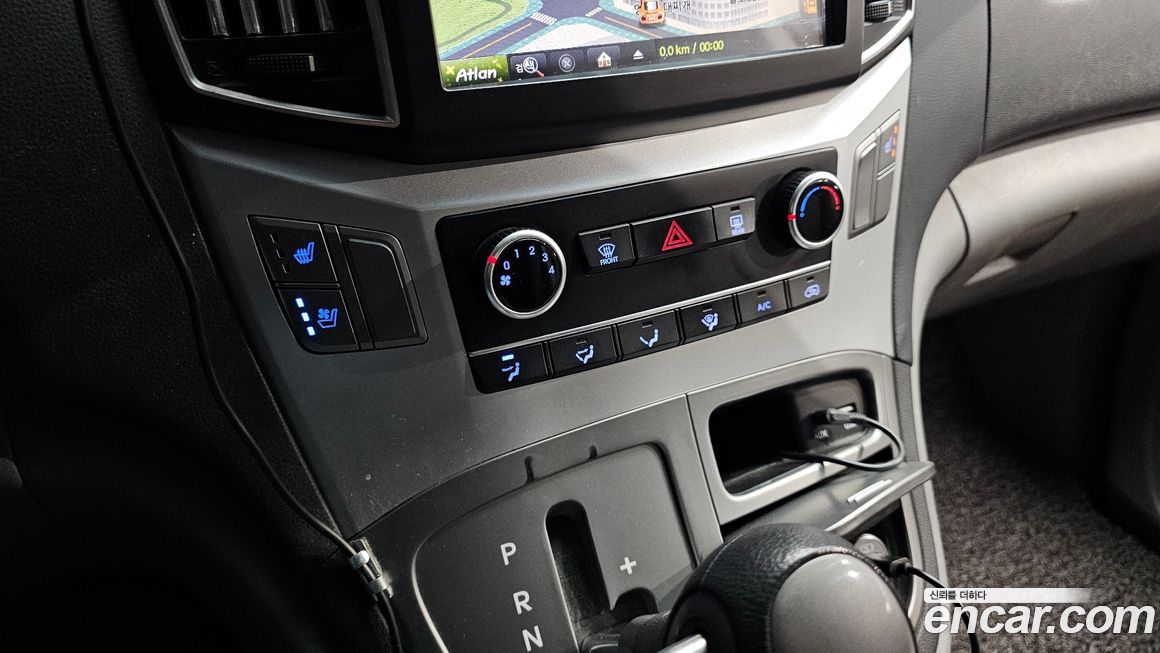 Hyundai Starex 2016
