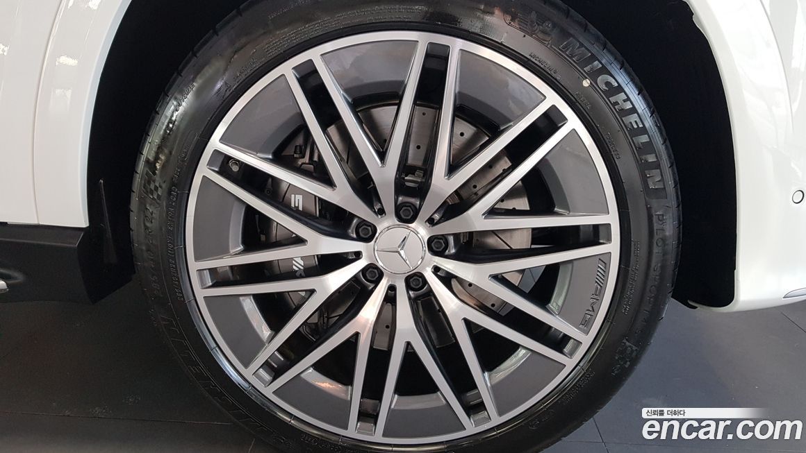 Mercedes-Benz GLE-Class 2026