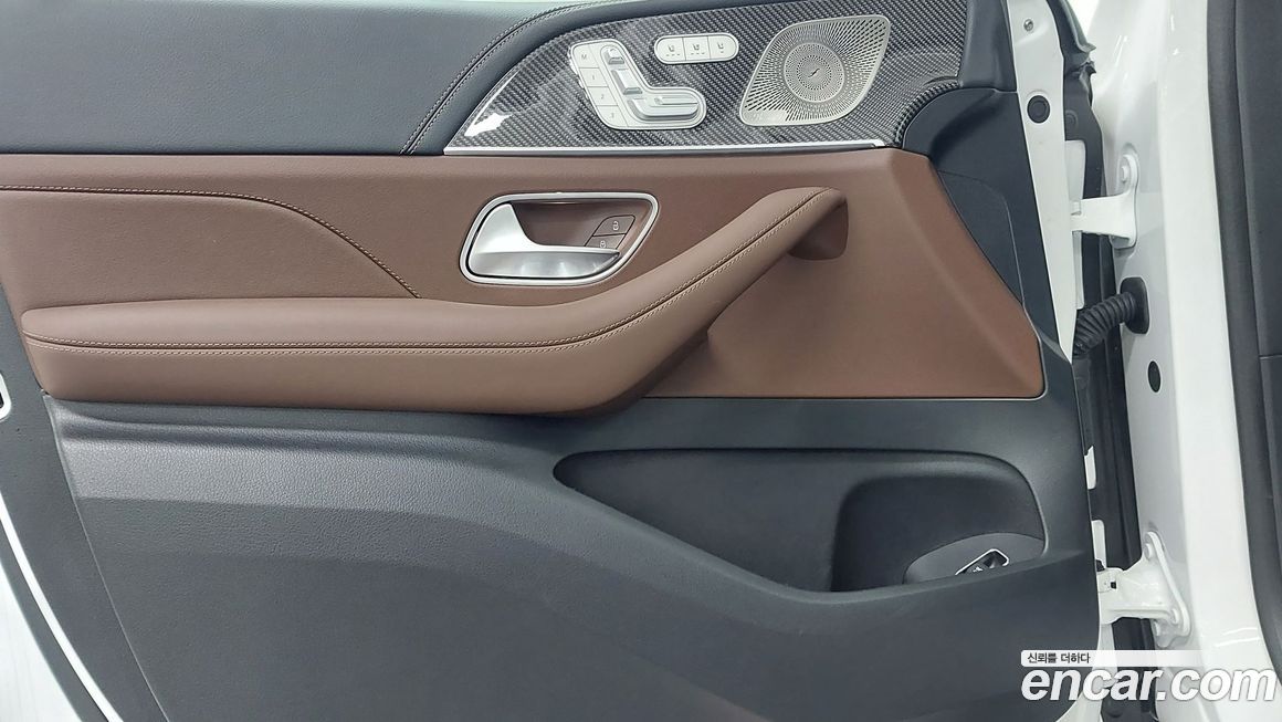 Mercedes-Benz GLE-Class 2025