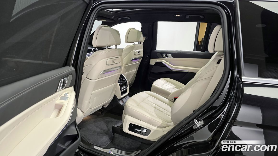 BMW X7 2024
