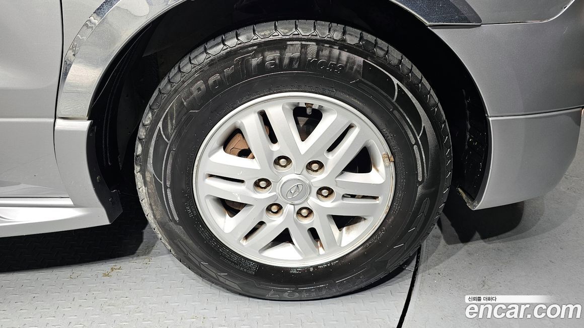 Hyundai Starex 2016