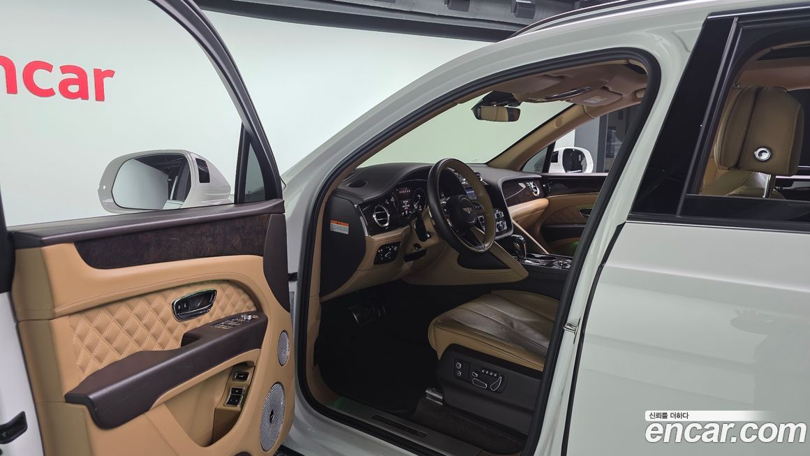 Bentley Bentayga 2022