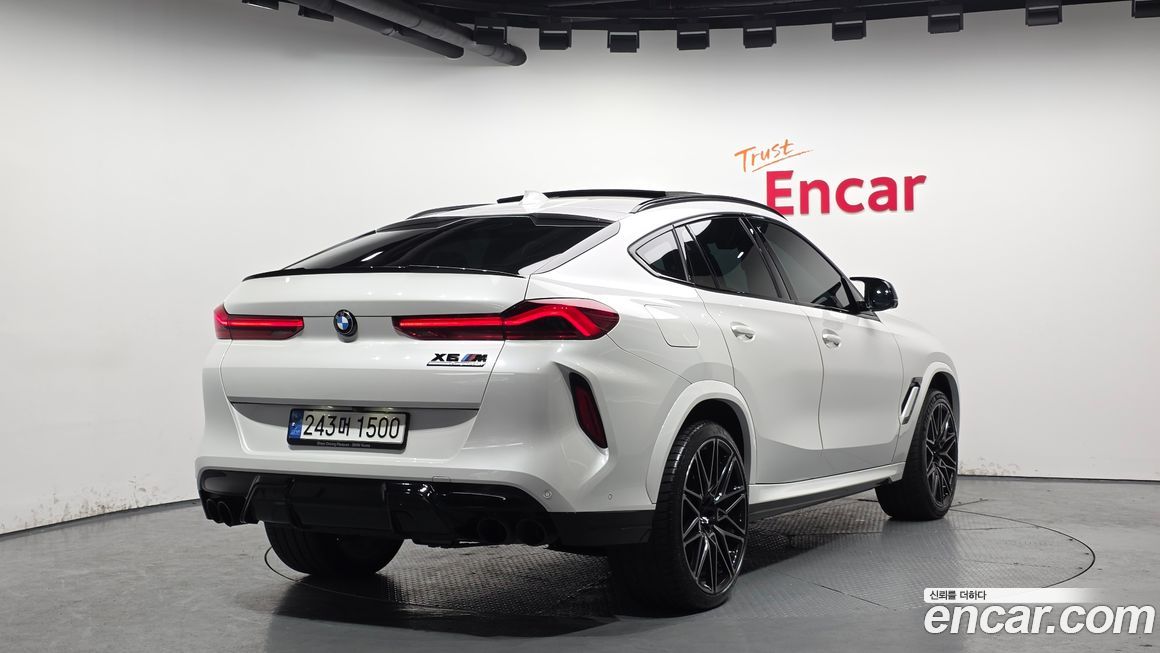 BMW X6M 2022