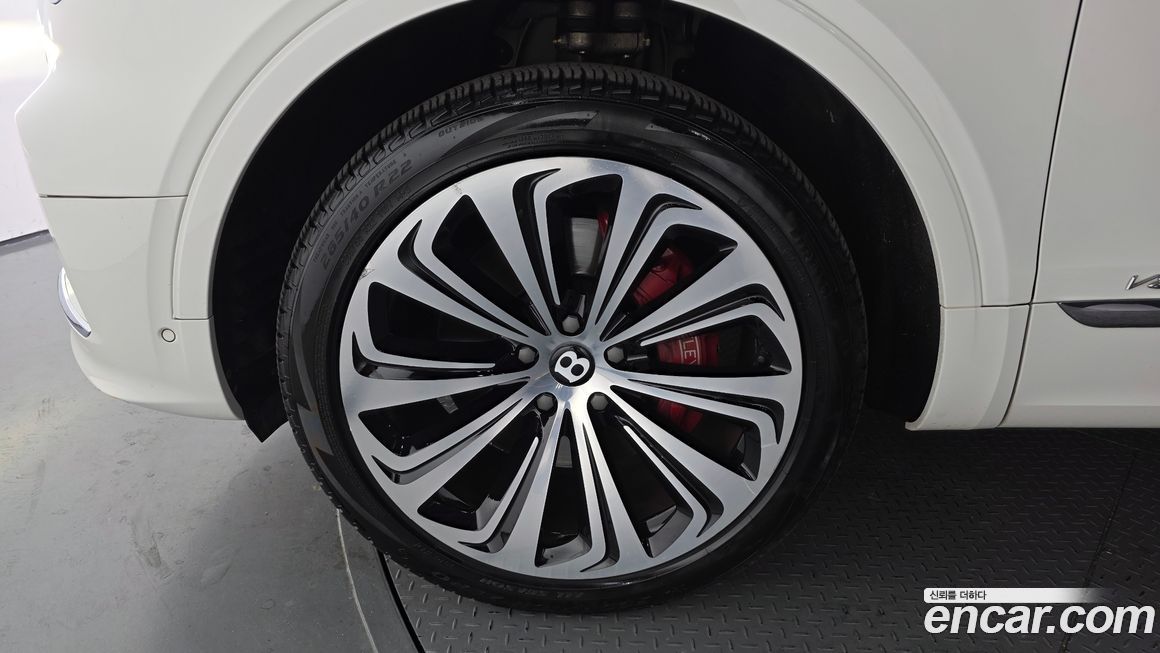 Bentley Bentayga 2022