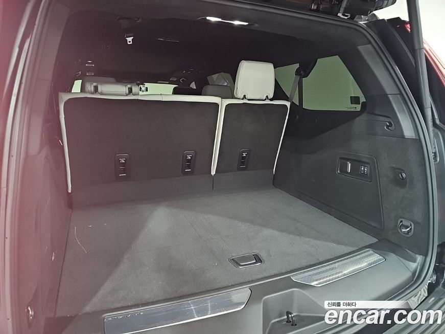 Cadillac Escalade 2025