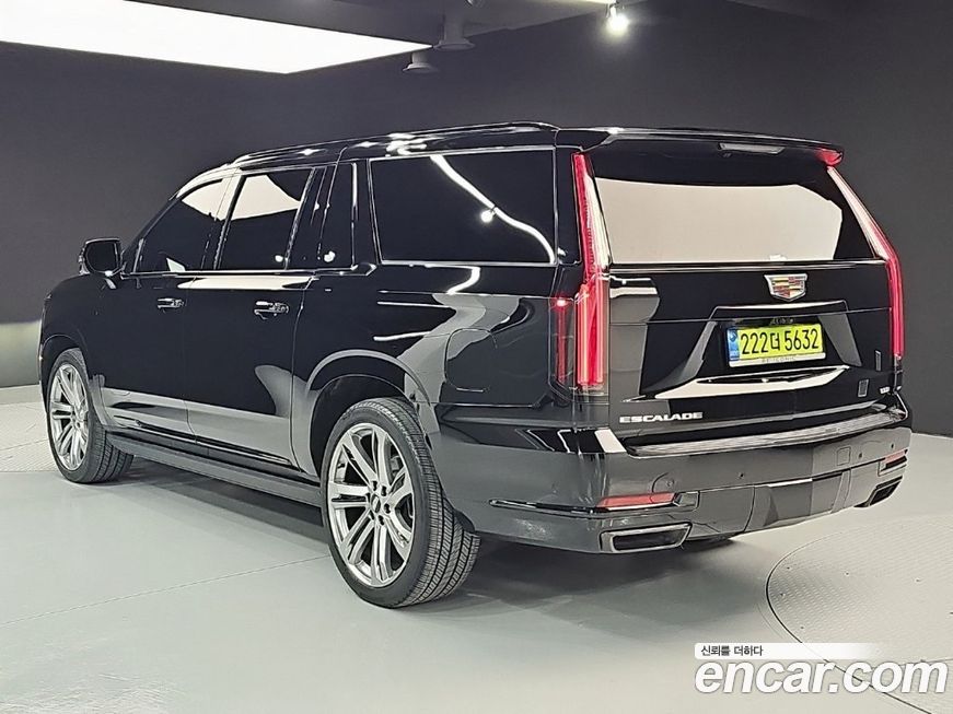 Cadillac Escalade 2025