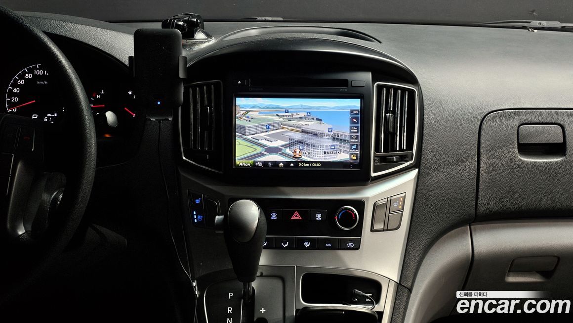 Hyundai Starex 2016
